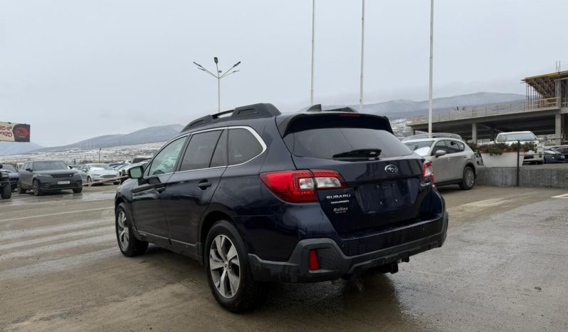
								SUBARU OUTBACK full									