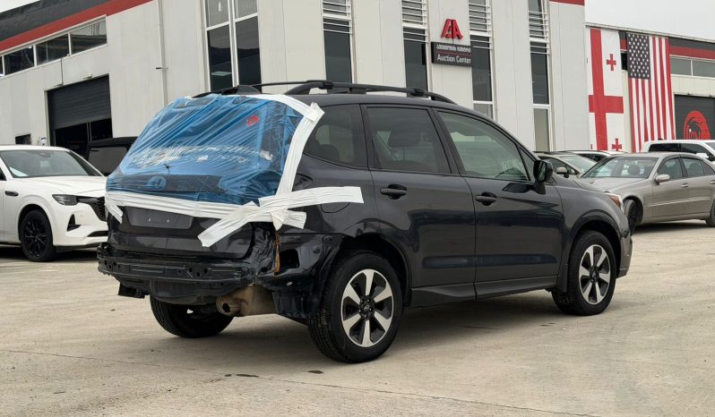 
								Subaru Forester full									