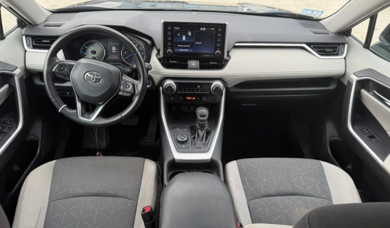 
								2020 Toyota RAV4 full									