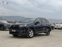 
										2020 Toyota RAV4 full									