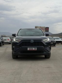 
										2020 Toyota RAV4 full									