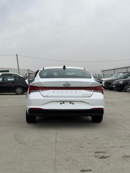 
										HYUNDAI ELANTRA full									