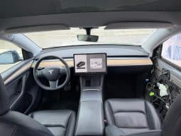 
										Tesla MODEL Y full									
