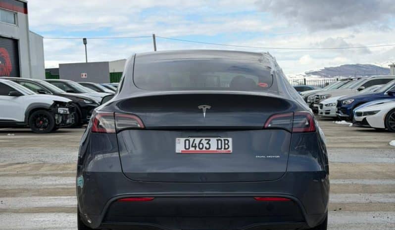 
								Tesla MODEL Y full									