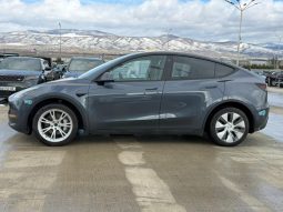 
										Tesla MODEL Y full									