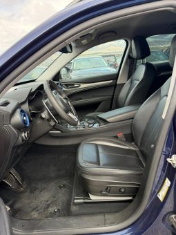 
										Alfa Romeo Stelvio full									