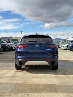 
										Alfa Romeo Stelvio full									