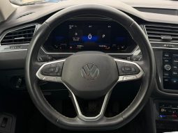 
										Volkswagen Tiguan full									