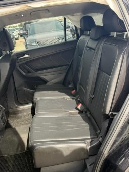 
										Volkswagen Tiguan full									