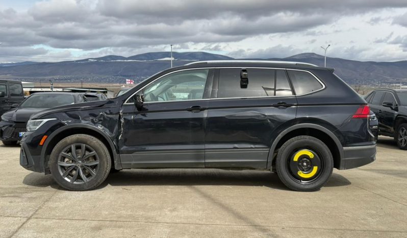 
								Volkswagen Tiguan full									