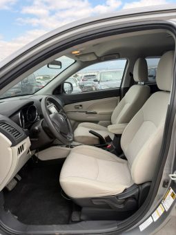 
										MITSUBISHI OUTLANDER SPORT full									