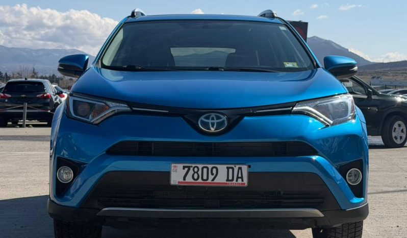 
								2016 Toyota RAV4 full									