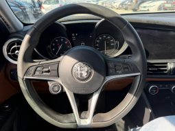 
										Alfa Romeo Giulia full									
