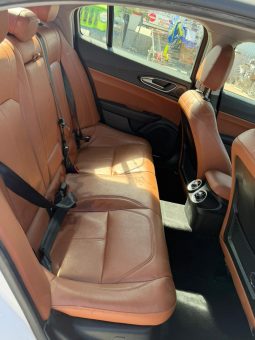 
										Alfa Romeo Giulia full									