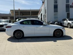 
										Alfa Romeo Giulia full									