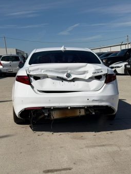 
										Alfa Romeo Giulia full									