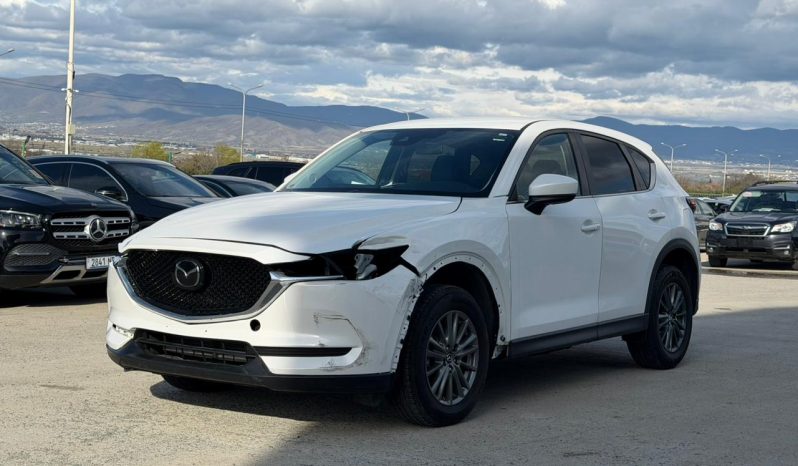 
								Mazda CX-5 full									