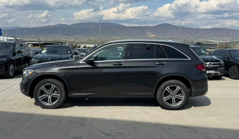 
								MERCEDES-BENZ GLC full									