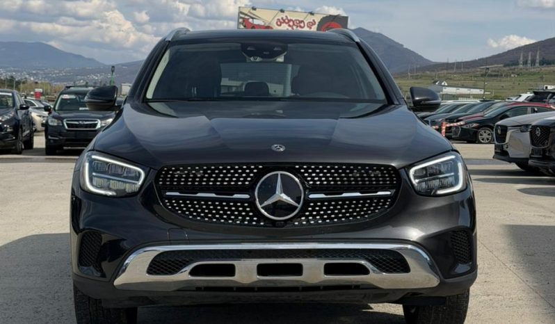 
								MERCEDES-BENZ GLC full									