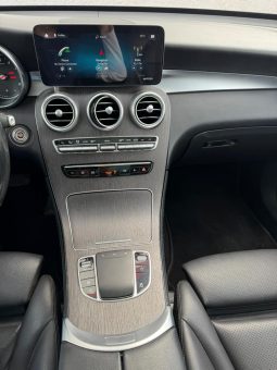 
										MERCEDES-BENZ GLC full									