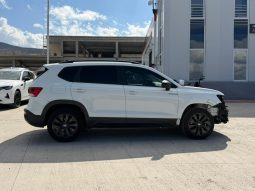 
										2022 Volkswagen Taos full									