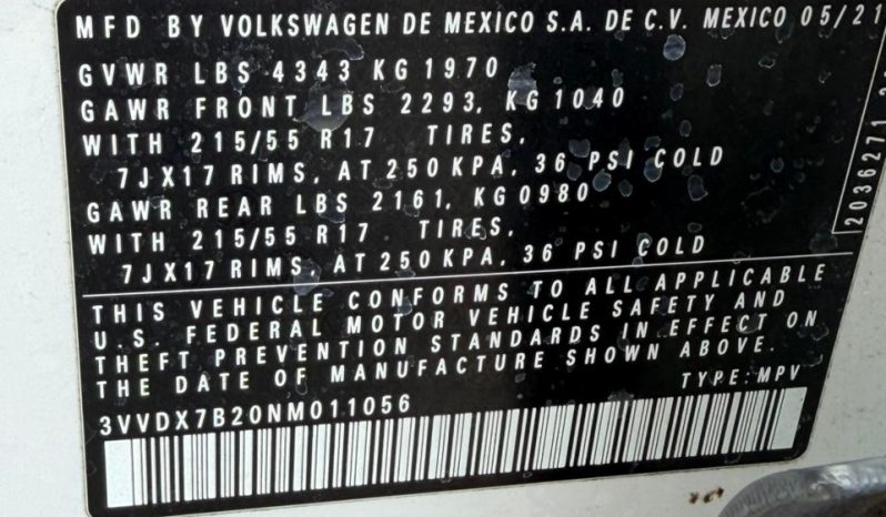 
								2022 Volkswagen Taos full									