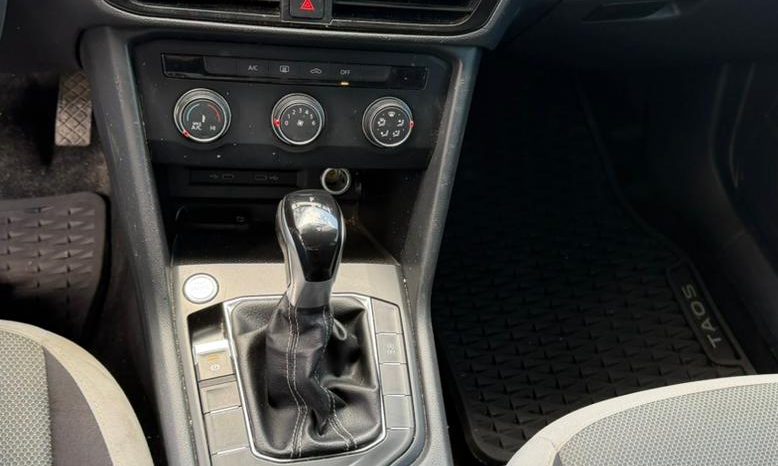 
								2022 Volkswagen Taos full									