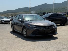 2022 Toyota Camry, LE