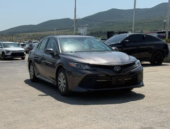 2022 Toyota Camry, LE