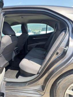 
										2022 Toyota Camry, LE full									