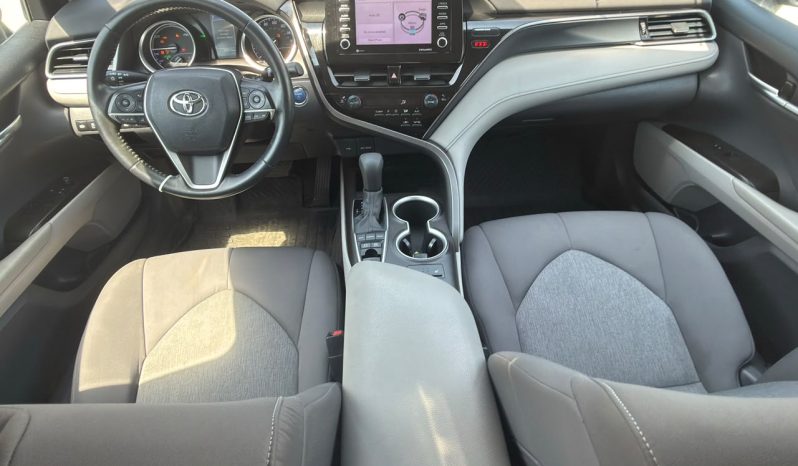 
								2022 Toyota Camry, LE full									