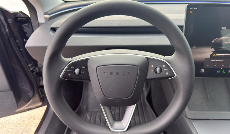 
								TESLA MODEL 3 full									