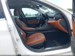 
										Alfa Romeo Giulia full									