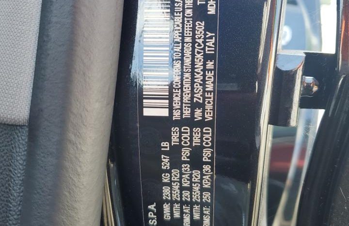 
								Alfa Romeo Stelvio full									