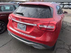 MERCEDES-BENZ GLA 250
