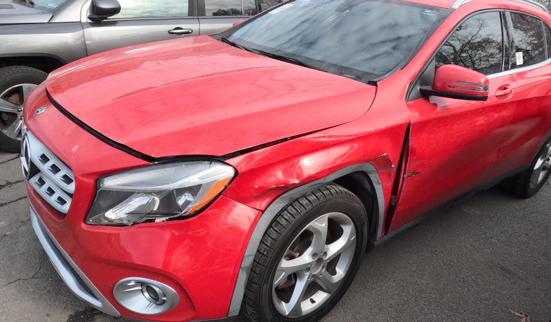 
								MERCEDES-BENZ GLA 250 full									