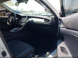
										2019 Honda Insight full									
