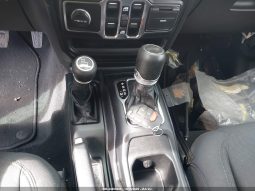 
										2020 Jeep Wrangler full									