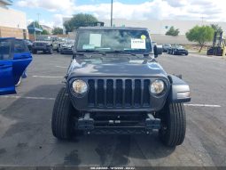 
										2020 Jeep Wrangler full									