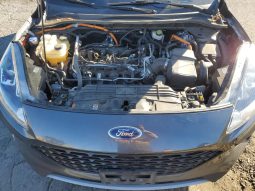 
										Ford Escape full									