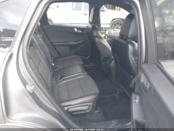 
										Ford Escape full									