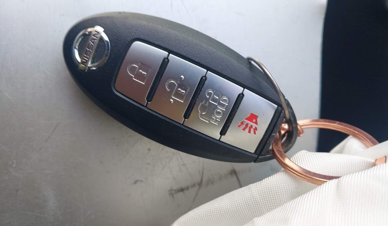 
								2019 Nissan Leaf full									