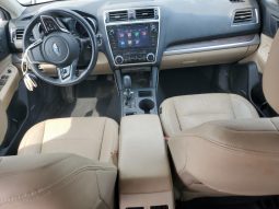 
										SUBARU OUTBACK full									