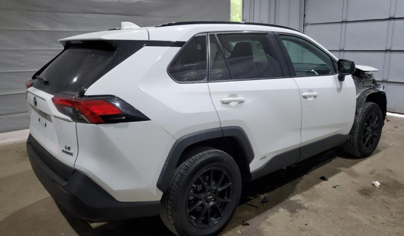 
								Toyota RAV4 full									