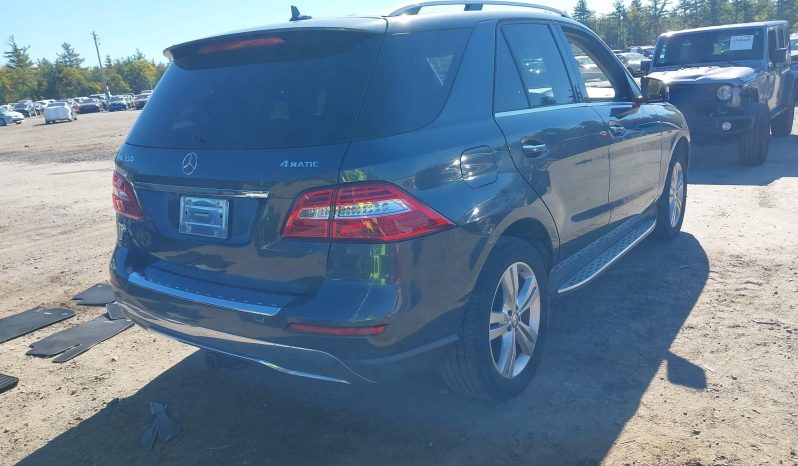 
								Mercedes-Benz ML 350 full									