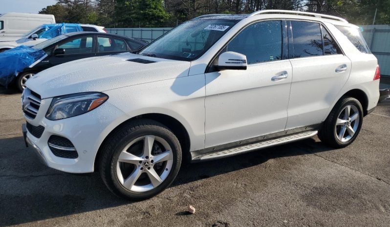 
								Mercedes-Benz GLE-Class full									