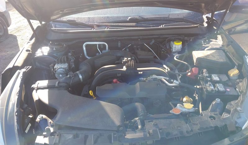
								Subaru Outback full									