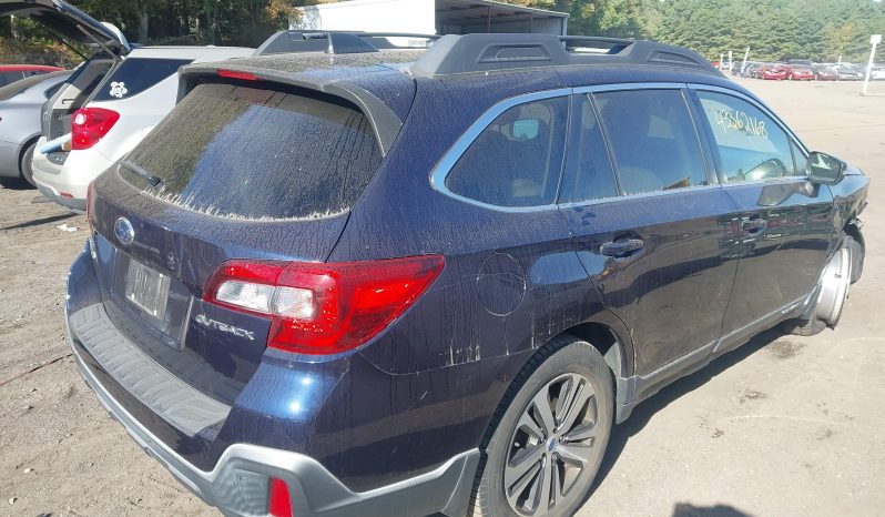 
								Subaru Outback full									