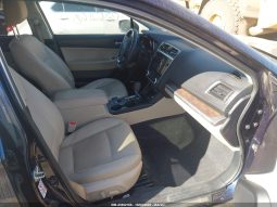 
										Subaru Outback full									