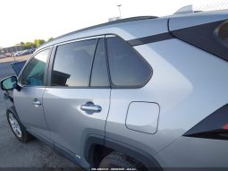 
										2021 Toyota RAV4 full									